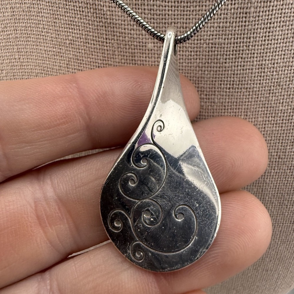 Brighton Necklace Silver Tone Double Sided Twirl  18"‎